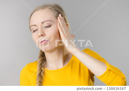 Woman having head ache Woman having head ache 130016167