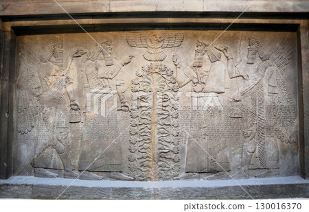 British Museum, Ancient Assyrian Ruins 130016370