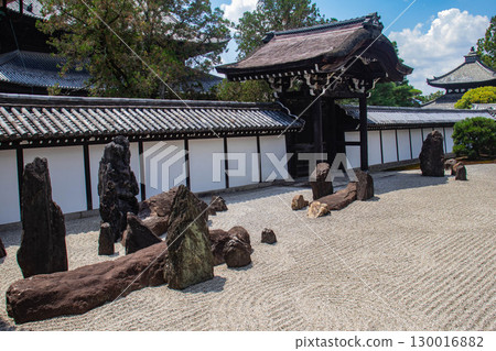 【京都風光】東福寺本坊庭園:古樸厚重的南方庭園 【京都風光】東福寺本坊庭園:古樸厚重的南方庭園 130016882