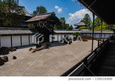 [Kyoto Scenery] Tofukuji Temple Honbo Garden: The simple and sturdy southern garden 130016900