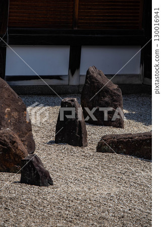 [Kyoto Scenery] Tofukuji Temple Honbo Garden: The simple and sturdy southern garden 130016941