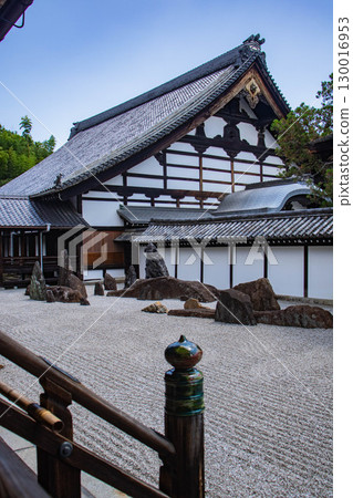 [Kyoto Scenery] Tofukuji Temple Honbo Garden: The simple and sturdy southern garden 130016953