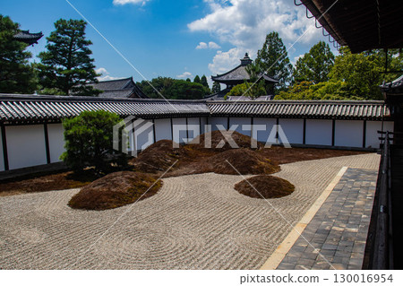 【京都風光】東福寺本坊庭園:古樸厚重的南方庭園 【京都風光】東福寺本坊庭園:古樸厚重的南方庭園 130016954