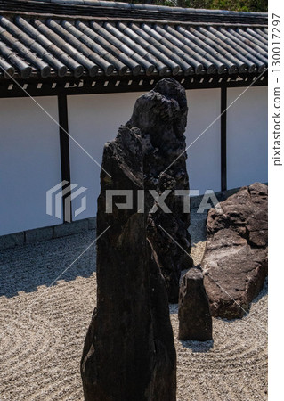 【京都風光】東福寺本坊庭園：古樸厚重的南方庭園 130017297