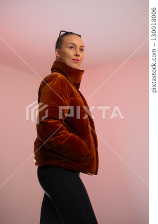 Confident woman in elegant jacket 130018006