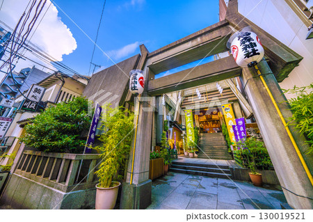 Tokyo cityscape in Japan, including Shinbashi and Karasumori Shrine 130019521