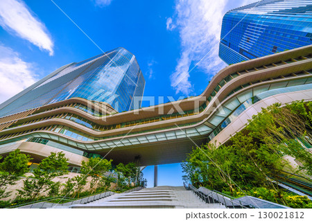 Tokyo cityscape in August. View of Takanawa Gateway City and other areas. (21st) 130021812