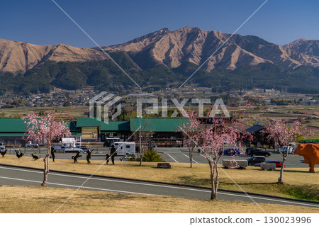 <Kumamoto Prefecture> A panoramic view of Aso and Kugino, the town of Aso-bo 130023996