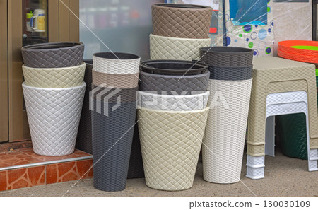 New Plastic Flower Pots 130030109