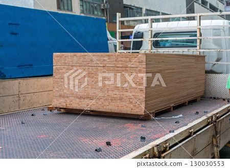Wooden Boards Pallet 130030553