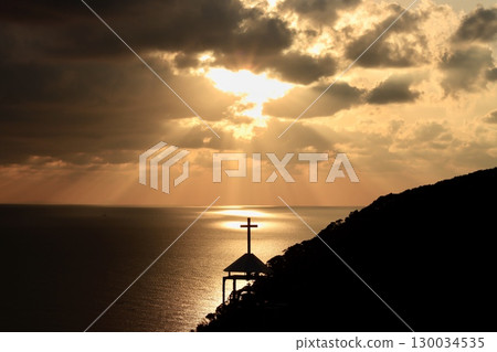 In the rays of light 130034535