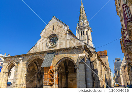 Eglise Saint-Philibert catholic church in old town Dijon city historical centre in sunny summer day with blue sky, Bourgogne-Franche-Comte region, France Eglise Saint-Philibert catholic church in old town Dijon city historical centre in sunny summer day with blue sky, Bourgogne-Franche-Comte region, France 130034616