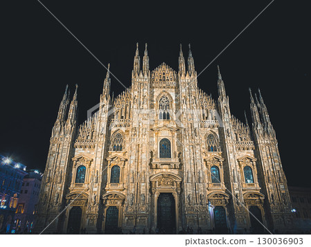 Night view of the city building in Milano Centro, Duomo 130036903