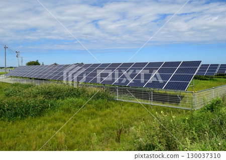 太陽能電池板自然能源 太陽能電池板自然能源 130037310