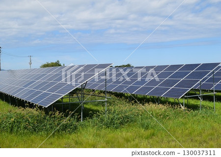 太陽能電池板自然能源 太陽能電池板自然能源 130037311