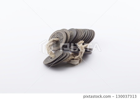 江戶時代的寬永通寶錢幣 江戶時代的寬永通寶錢幣 130037313