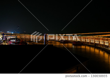 [Osaka Expo 2025] Night view of the large roof ring and pavilion [light-up] 130038935