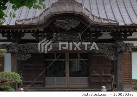 Magnificent sculptures at Chonenji Temple in Kawasaki, Kanagawa Prefecture 130039382