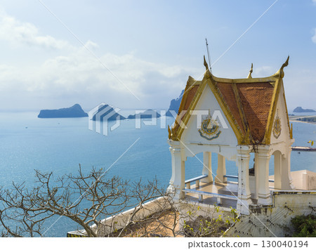 A temple on a hill overlooking the Gulf of Thailand - Prachuap Khiri Khan 130040194