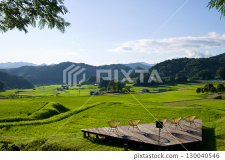 From the terraced rice terraces: Connecting the rice terrace heritage of Hiwa Mikawachi in summer, Hiwacho, Shobara City, Hiroshima Prefecture 130040546