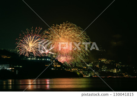 Atami Fireworks Festival seen from the coast of Ajiro Onsen 130041815