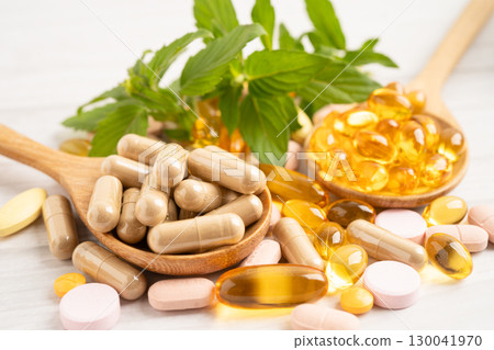 Fish oil vitamin with EPA and DHA,Alternative medicine herbal organic capsule with vitamin E omega 3. 130041970