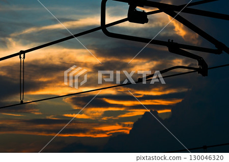 黃昏的車站 130046320