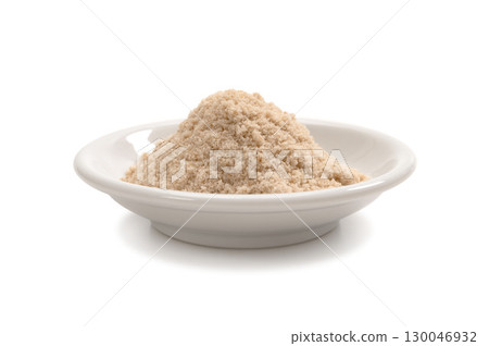 用奄美群島的甘蔗製成的黑糖 130046932