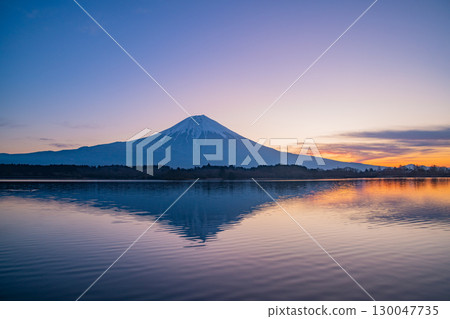 【靜岡縣】冬日的田貫湖、富士山的日出 【靜岡縣】冬日的田貫湖、富士山的日出 130047735