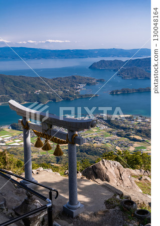 Kumamoto Prefecture: The Torii Gate in the Sky and the Goshoura Islands seen from the summit of Mount Kuratake 130048164