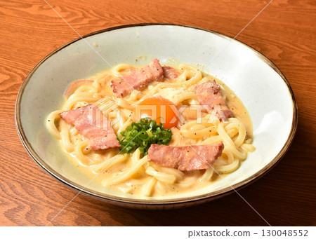 Carbonara udon 130048552