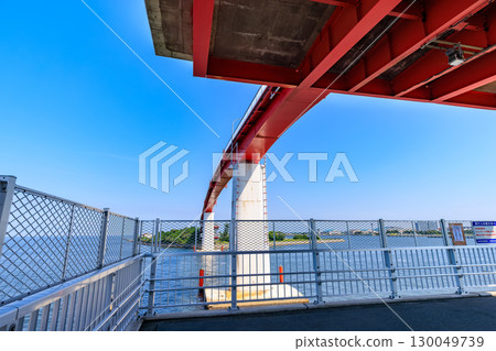 千葉縣木更津市鳥居崎海濱公園的中之橋 130049739