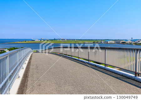 千葉縣木更津市鳥居崎海濱公園的中之橋 130049749