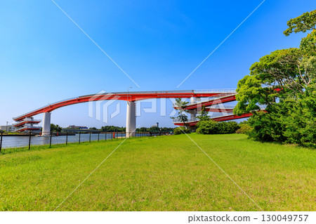 Nakanoshima Bridge in Toriizaki Seaside Park, Kisarazu City, Chiba Prefecture Nakanoshima Bridge in Toriizaki Seaside Park, Kisarazu City, Chiba Prefecture 130049757