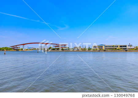 千葉縣木更津市鳥居崎海濱公園的鳥居崎俱樂部和中之島橋 130049768