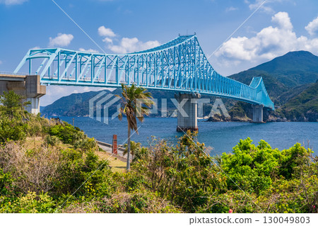 <長崎縣>眺望生月大橋的海岸線 <長崎縣>眺望生月大橋的海岸線 130049803