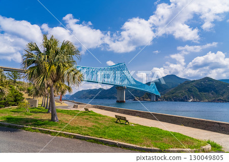 <長崎縣>眺望生月大橋的海岸線 <長崎縣>眺望生月大橋的海岸線 130049805