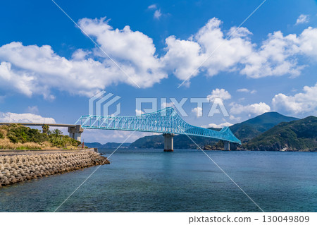 <長崎縣>眺望生月大橋的海岸線 <長崎縣>眺望生月大橋的海岸線 130049809