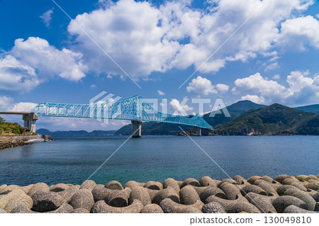 <長崎縣>眺望生月大橋的海岸線 <長崎縣>眺望生月大橋的海岸線 130049810