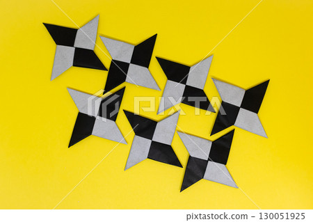 彩色手裡劍摺紙 彩色手裡劍摺紙 130051925