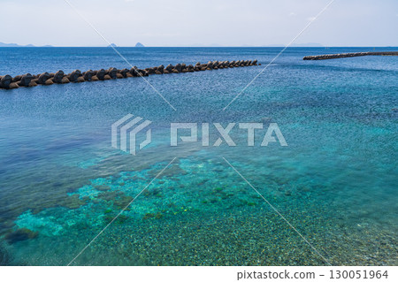 <長崎縣>生月島海岸線與翠綠的大海 130051964