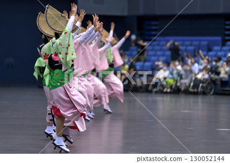 正宗德島阿波舞：著名的女性舞蹈 130052144
