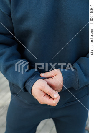 Casual Fashion A modern dark blue sweatshirt featuring stylish wrist detail, designed for comfortable everyday wear, perfect for those wanting to look fashionable while feeling relaxed and cozy Casual Fashion A modern dark blue sweatshirt featuring stylish wrist detail, designed for comfortable everyday wear, perfect for those wanting to look fashionable while feeling relaxed and cozy 130056364