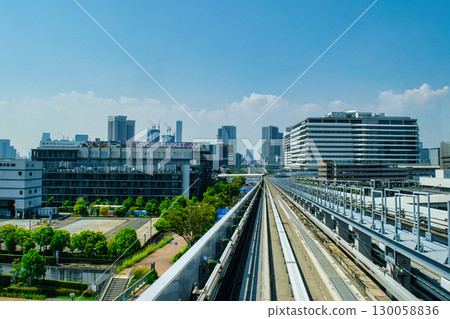 東京新交通百合海鷗線 - 豐洲市場附近窗戶的景色 東京新交通百合海鷗線 - 豐洲市場附近窗戶的景色 130058836