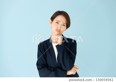 Woman business portrait worried 130059561