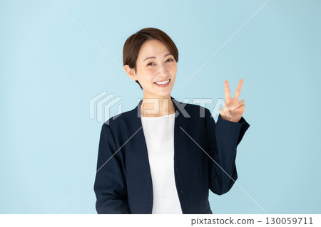 女人商業肖像和平 130059711