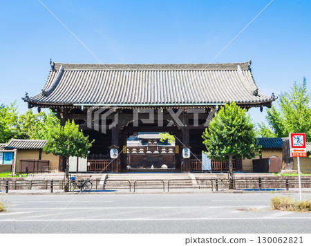 Summer Kyoto Toji Temple South Gate Summer Kyoto Toji Temple South Gate 130062821