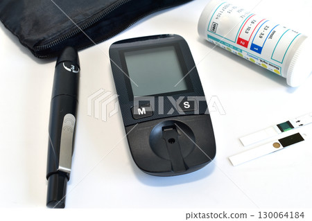 Blood sugar measuring device with accessories. 130064184