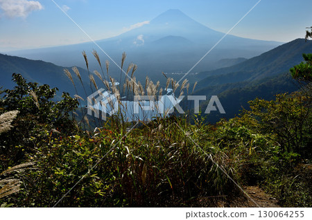 Mount Fuji and Lake Shoji seen from Shoji Pass Observatory in the Misaka Mountains 130064255