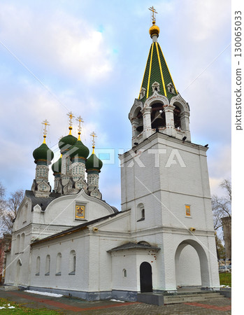 Church of the Holy Apostles Peter and Paul in the city center of Nizhny Novgorod, Russia 130065033